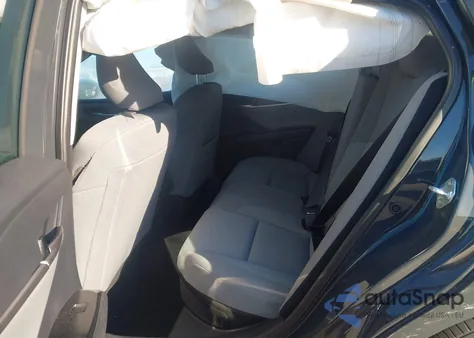 2025 Toyota Camry Le z USA, uszkodzony, nr VIN 4T1DAACK3SU580076